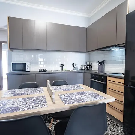 Petralona 2 Bedrooms 4 Persons By Mps * Athens