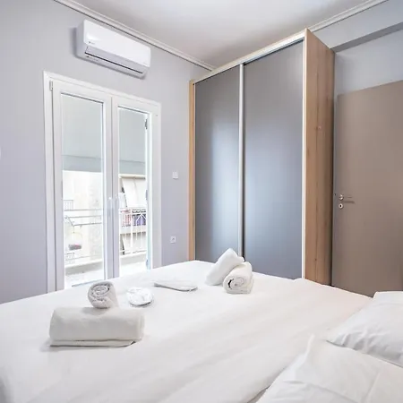 Apartment Petralona 2 Bedrooms 4 Persons By Mps *